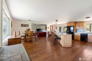 124 Gunnell Rd, Winlock, WA 98596 - Photo 6