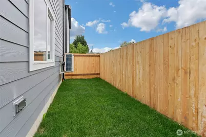 9420 S D St #2, Tacoma, WA 98444 - Photo 18