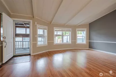 425 Chuckanut Drive N #6, Bellingham, WA 98229 - Photo 4