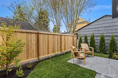 6747 Earl Avenue NW, Seattle, WA 98117 - Photo 10