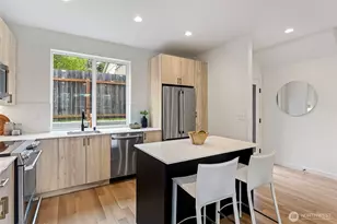 6747 Earl Ave NW, Seattle, WA 98117 - Photo 16