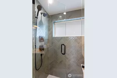 6747 Earl Avenue NW, Seattle, WA 98117 - Photo 30