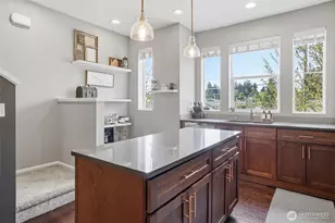 11204 19th Dr SE, Everett, WA 98208 - Photo 8