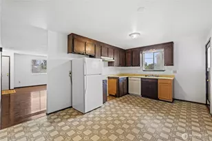 5676 S I St, Tacoma, WA 98408 - Photo 10