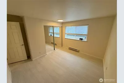 929 N 105th Street #C, Seattle, WA 98133 - Photo 4