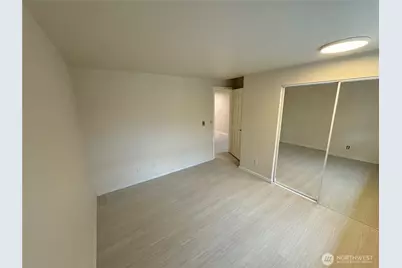 929 N 105th Street #C, Seattle, WA 98133 - Photo 6