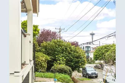 1116 6th Avenue N, Seattle, WA 98109 - Photo 4