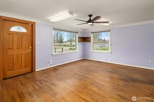 1103 9th St, Marysville, WA 98270 - Photo 8