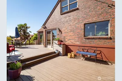 3411 NW 67th Street, Seattle, WA 98117 - Photo 30