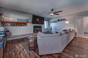 1112 N Cambrian Ave, Bremerton, WA 98312 - Photo 8