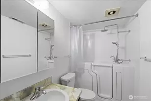 3515 S 160th St, SeaTac, WA 98188 - Photo 20