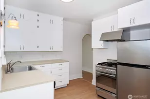 1715 H St, Bellingham, WA 98225 - Photo 10