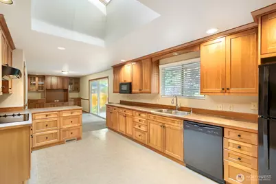 617 S 301st Street, Federal Way, WA 98003 - Photo 8