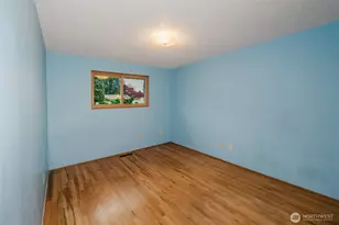 3875 NE Pinecone Dr, Bremerton, WA 98310 - Photo 12