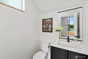 4116A Burke Ave N, Seattle, WA 98103 - Photo 16