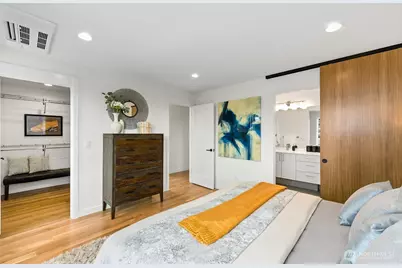 4116 A Burke Avenue N, Seattle, WA 98103 - Photo 18