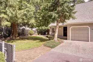 19715 Bing Rd, Lynnwood, WA 98036 - Photo 2