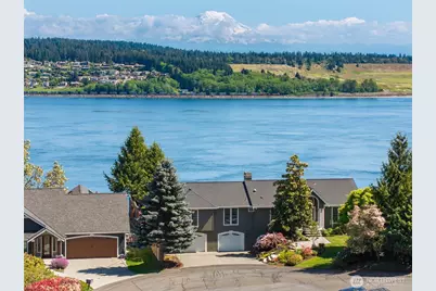 1529 13th Court, Fox Island, WA 98333 - Photo 2