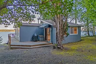 727 E Stretch Island Rd S, Grapeview, WA 98546 - Photo 30
