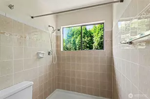 10917 80th Pl NE, Kirkland, WA 98034 - Photo 18