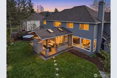 2218 274th Court SE, Sammamish, WA 98075 - Photo 2