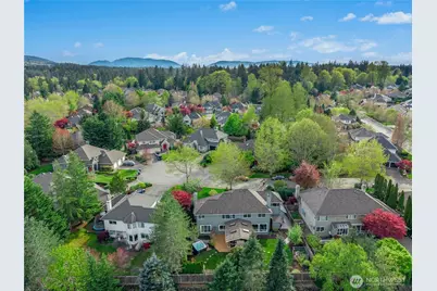 2218 274th Court SE, Sammamish, WA 98075 - Photo 38