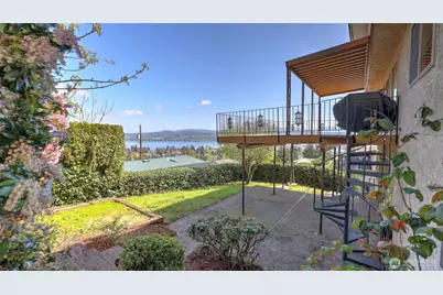 8208 S 124th Street, Seattle, WA 98178 - Photo 32