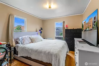 1427 3rd Avenue W #8, Seattle, WA 98119 - Photo 18