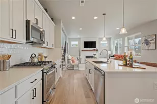 6782 43rd St NE, Marysville, WA 98270 - Photo 16
