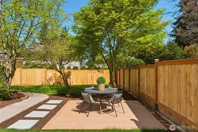 16432 NE 18th Street, Bellevue, WA 98008 - Photo 38