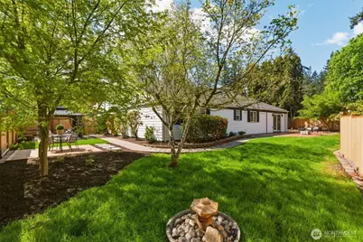 16432 NE 18th Street, Bellevue, WA 98008 - Photo 36