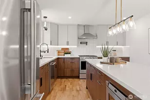 16432 NE 18th St, Bellevue, WA 98008 - Photo 12