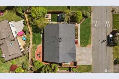 16432 NE 18th Street, Bellevue, WA 98008 - Photo 40