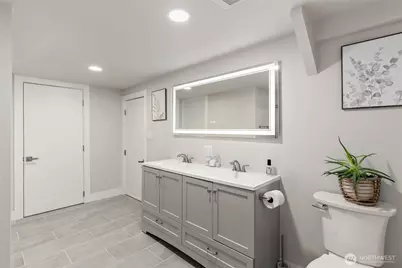 469 Hoquiam Avenue NE, Renton, WA 98059 - Photo 22