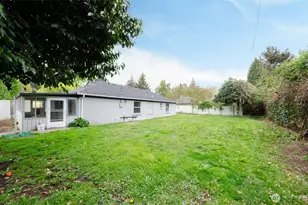 203 Lee St SE, Tumwater, WA 98501 - Photo 2