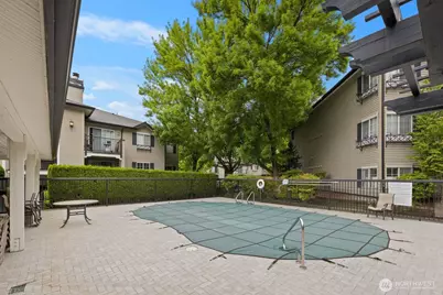 215 9th Street #D101, Kirkland, WA 98033 - Photo 36