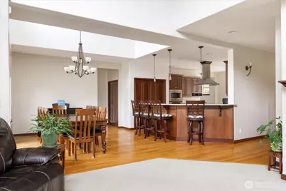 2777 SW Fairway Point Drive, Oak Harbor, WA 98277 - Photo 8