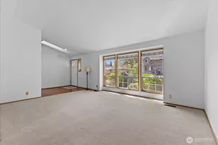 5036 NE 21st St, Renton, WA 98059 - Photo 10