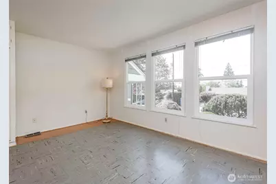 12514 2nd Avenue NW, Seattle, WA 98177 - Photo 14