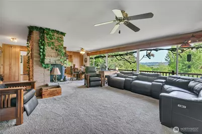 1243 25th Street SE, Puyallup, WA 98372 - Photo 6