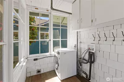 5442 35th Avenue SW, Seattle, WA 98126 - Photo 16