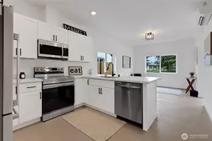 9420 S D St B, Tacoma, WA 98444 - Photo 8
