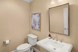 1188 Harvard Ave E, Seattle, WA 98102 - Photo 18