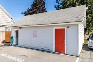 2054 Roosevelt Ave, Enumclaw, WA 98022 - Photo 4