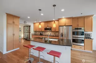 10108 NE 63rd St, Kirkland, WA 98033 - Photo 4