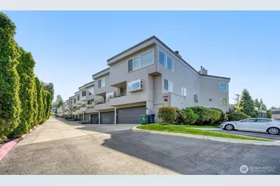 10108 NE 63rd Street, Kirkland, WA 98033 - Photo 32