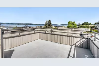10108 NE 63rd Street, Kirkland, WA 98033 - Photo 12