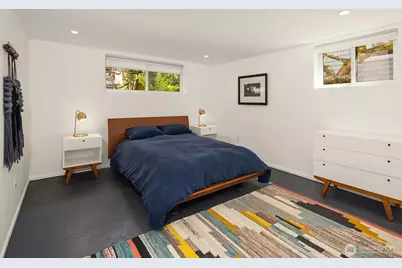 2624 W Plymouth Street, Seattle, WA 98199 - Photo 24
