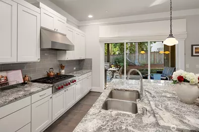 4525 90th Avenue SE, Mercer Island, WA 98040 - Photo 14