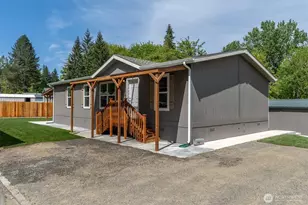 101 Sir Lancelot Dr, Castle Rock, WA 98611 - Photo 4